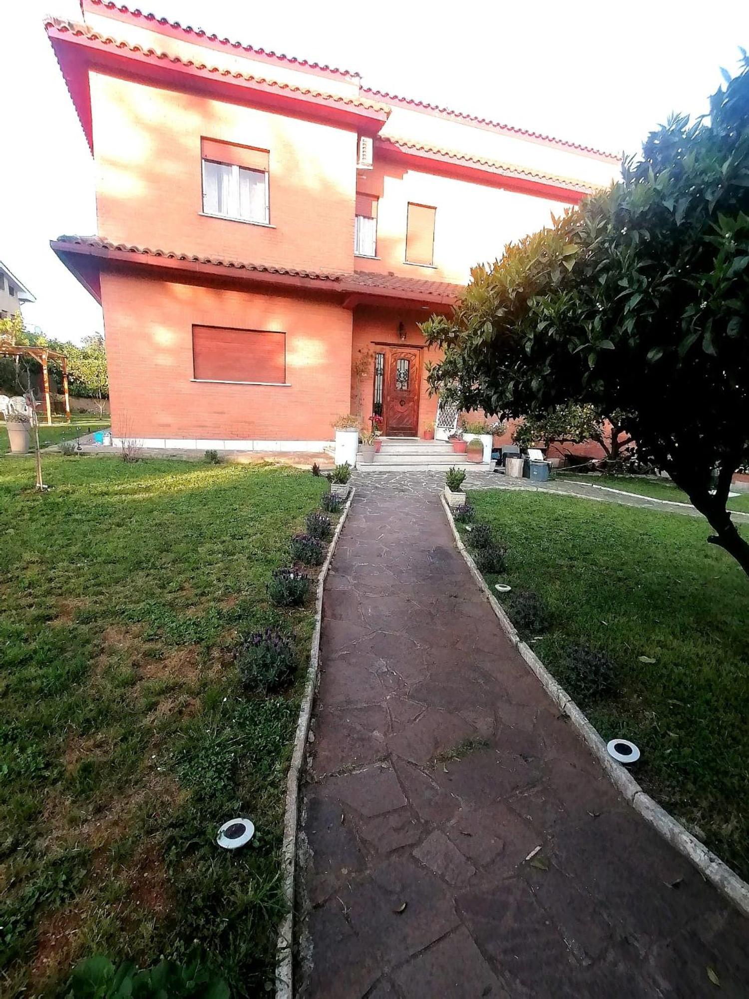 Da Piero E Gina Palidoro Exterior foto