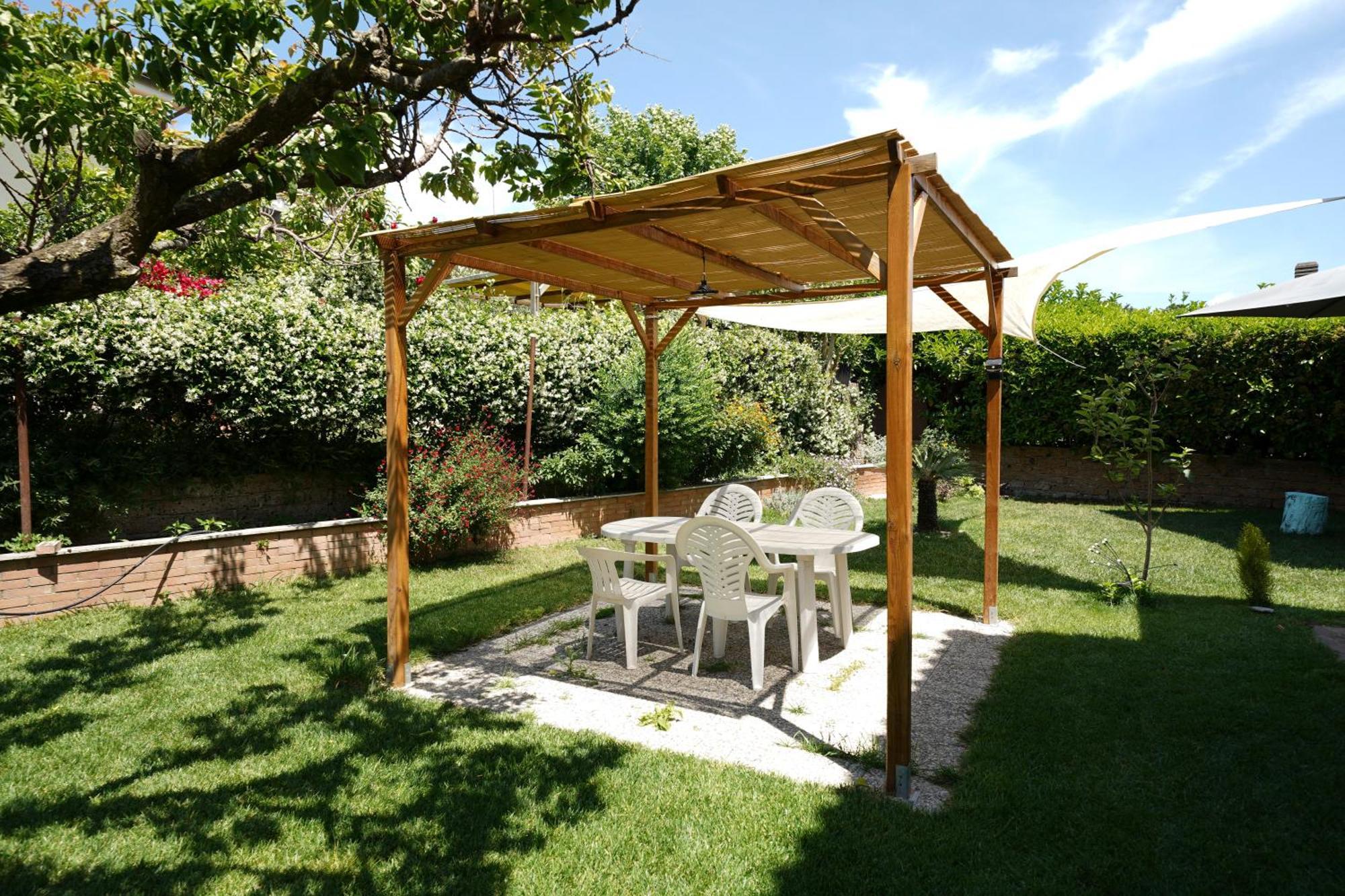 Da Piero E Gina Palidoro Exterior foto